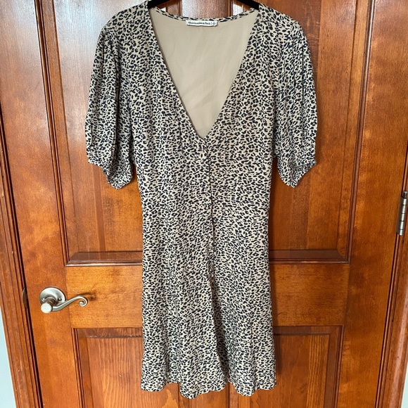 abercrombie leopard dress